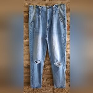 Kancan Light Wash Distressed Denim Blue Jeans Trashbag Style High-Rise Sz 9/28